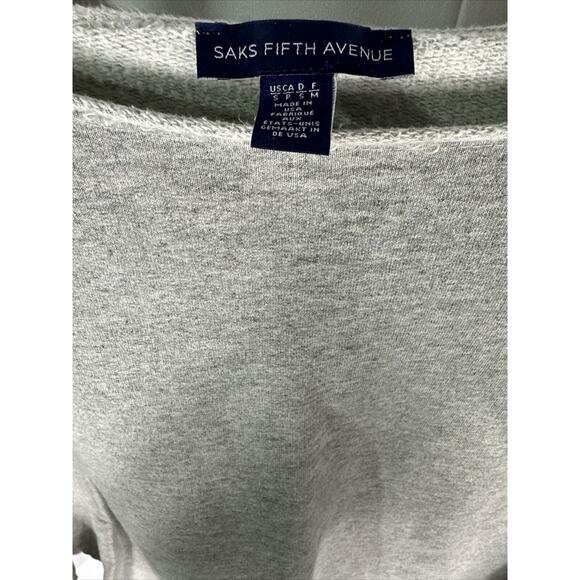 Saks Fifth Avenue. Women's Gray 3/4 Bell Sleeve Sweater Size Small Casual - Picture 3 of 3